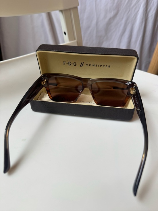Disney Christmas 2025 Lil Rin Rin Plush Badge Red New